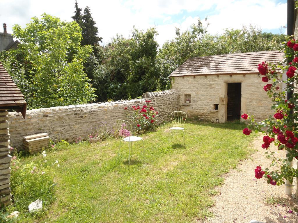 Vila Le Haut De Collonge Saint-Boil Exteriér fotografie