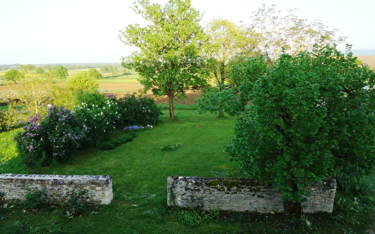Vila Le Haut De Collonge Saint-Boil Exteriér fotografie
